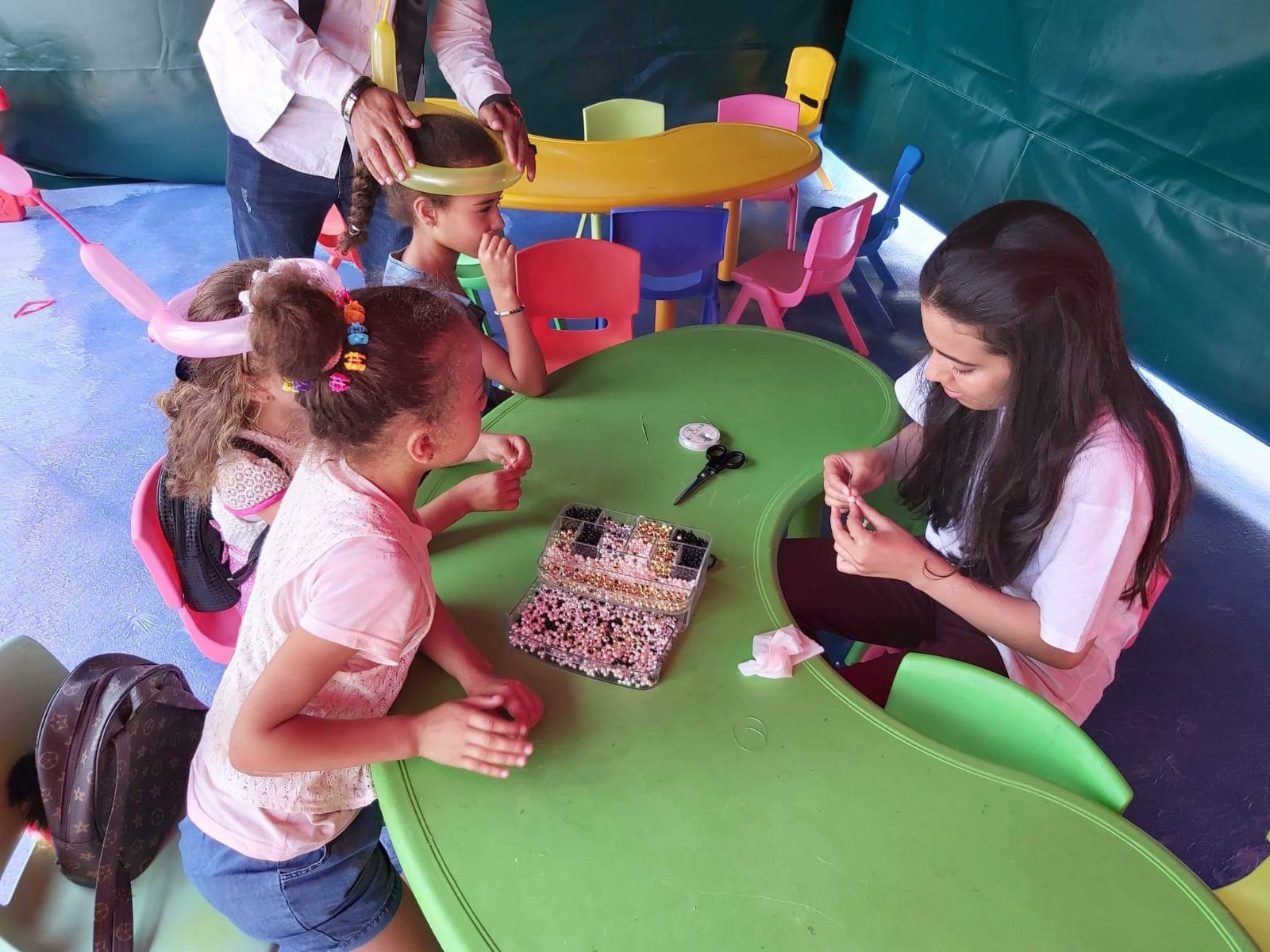 ateliers pédagogiques enfants; animation pédagogique Maroc; ateliers éducatifs Casablanca; ateliers ludiques pour enfants; animation éducative Rabat; ateliers de créativité pour enfants; atelier pédagogique pour écoles; activités pédagogiques pour événements; ateliers d'apprentissage ludique; ateliers de développement personnel enfant